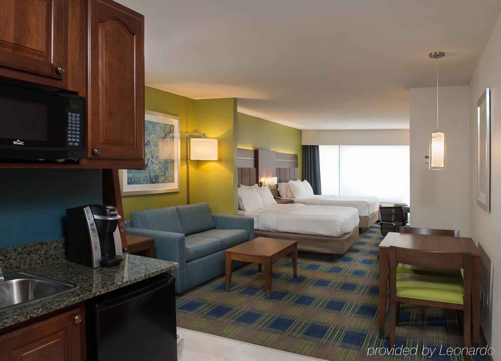 Holiday Inn Express Hotel & Suites Clifton Park By Ihg Extérieur photo